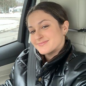 Meet your Posher, Maddy